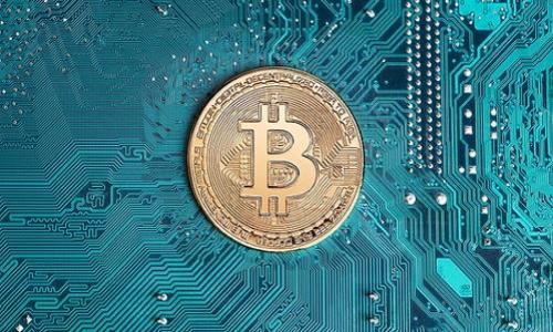 
  狗狗币钱包可以放U盘吗？详解加密货币安全存储方式 / 

关键词
 guanjianci 狗狗币钱包, U盘存储, 加密货币安全 /guanjianci 

# 狗狗币钱包可以放U盘吗？详解加密货币安全存储方式

狗狗币（Dogecoin）是一种基于区块链技术的加密货币，它最早以一种幽默的形式出现，受到越来越多的用户欢迎。随着加密货币的普及，数字资产的安全存储变得日益重要。在众多存储方式当中，U盘作为一种常见的移动存储介质，很多人可能会问：狗狗币的钱包可以放在U盘吗？本文将围绕这个问题探讨加密货币的安全存储方法，以及与之相关的一些疑问。

## U盘与加密货币钱包的关系

首先，让我们明确什么是加密货币钱包。加密货币钱包是存储用户公钥和私钥的地方，用户通过这些密钥来管理自己的数字资产。而U盘作为一种便携式存储设备，虽然本身并不支持钱包功能，但可以用于存储钱包文件或相关软件。

### U盘存储钱包的优点

1. **便捷性**  
   U盘的便携性使得用户可以在不同的设备之间轻松传输钱包文件，提升了使用的灵活性。

2. **离线存储**  
   将钱包文件存储在U盘上，可以在远离互联网的情况下管理和交易数字资产，这种离线存储方式显著降低了被黑客攻击的风险。

3. **备份功能**  
   用户可以将钱包文件备份到U盘，防止因设备损坏或丢失而导致资产的损失。

然而，将狗狗币钱包放在U盘上也有其风险和注意事项。

### U盘存储钱包的风险

1. **丢失或损坏**  
   一旦U盘丢失或损坏，钱包文件将无法恢复，可能会导致用户失去所有的狗狗币。

2. **病毒和恶意软件**  
   U盘在连接到其他计算机时，可能会感染病毒或恶意软件，从而影响钱包的安全性。

3. **操作失误**  
   不小心格式化U盘或删除钱包文件将导致资产无法找回。

### 总结

所以，从安全性和便携性来看，如果用户能够妥善管理U盘文件，将狗狗币钱包放在U盘上是可行的。然而，用户需要了解其潜在的风险，并采取相应的备份和安全措施来保护自己的数字资产。

## 相关问题探讨

### 问题一：狗狗币钱包的类型有哪些？

狗狗币钱包一般分为以下几种类型：

1. 热钱包
热钱包是指连接互联网的钱包，通常以软件应用的形式存在。用户可以通过手机、桌面程序或者网页使用热钱包。它的优点是方便快捷，适合频繁交易用户使用。然而，由于始终连接互联网，热钱包面临着黑客攻击的风险。

2. 冷钱包
冷钱包是指不接入互联网的钱包，通常是物理设备（如硬件钱包）或纸质钱包。冷钱包的安全性较高，不容易被黑客攻击，适合长期保存数字资产。但其使用不如热钱包方便，用户在进行交易时需先将其连接互联网。

3. 硬件钱包
硬件钱包是一种专门的电子设备，用于安全存储加密资产的私钥。硬件钱包体积小巧，便于携带，并具备强大的安全加密技术，几乎不能被黑客攻击，是现今最安全的存储方法之一。

4. 纸质钱包
纸质钱包是通过生成密钥而把公钥和私钥打印在纸上，完全离线的一种存储方式。这种方式的优势在于，其只存在于纸上，几乎不存在被黑客攻击的风险，但如果纸质钱包受到水、火、磨损等损害，就可能导致无法恢复资金。

### 问题二：如何安全地使用和管理狗狗币钱包？

对于狗狗币钱包的安全使用与管理，用户可以遵循以下几点：

1. 使用强密码
无论是热钱包还是冷钱包，都需要设置复杂且独特的密码，以防止他人侵入。

2. 开启双重认证
很多钱包提供双重认证功能，确保在进行交易时需要进行额外验证，提高钱包的安全性。

3. 定期备份钱包
定期将钱包文件备份到U盘或其他安全地方，以防数据丢失。

4. 更新软件
时常更新钱包软件，确保其具备最新的安全补丁，以减少被攻击的风险。

5. 谨慎点击链接
避免随意点击未知来源的链接，保障个人信息和资产安全。

### 问题三：U盘存储狗狗币钱包的注意事项有哪些？

在使用U盘存储狗狗币钱包时，用户应该注意以下几点：

1. U盘的来源
用户应确保U盘购买自正规渠道，避免使用二手或不明来源的U盘，减少潜在风险。

2. 加密U盘
可以考虑使用加密U盘，以确保即使U盘被他人获得，数据也无法被读取。

3. 定期检查U盘内容
定期检查U盘中的钱包文件，确保其完好无损，并且及时备份。

4. 操作步骤
在将狗狗币钱包移入U盘时，确保电脑处于安全状态，避免受到病毒或恶意软件的侵袭。

### 问题四：备份狗狗币钱包的最佳实践是什么？

在备份狗狗币钱包时，以下是一些最佳实践：

1. 多重备份
用户应将钱包文件备份到多个介质，例如U盘、外部硬盘和云存储等，以降低数据丢失的概率。

2. 地理分散
将备份文件存储在不同的地点，避免因自然灾害导致所有备份丢失。

3. 加密备份文件
在长期保存备份文件时，使用强加密方式保护备份文件，确保未授权用户无法访问。
  
4. 定期重新备份
随着钱包中的资产增减，用户应定期更新备份，以确保备份状态为最新。

通过这些问题的详细探讨，我们对狗狗币钱包的存储、安全性等方面有了深入的认识。希望通过本文能帮助到更多加密货币投资者，确保他们的资产安全。